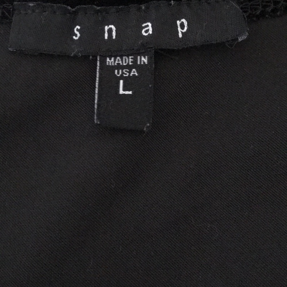 Snap Velvet Tank Top - Picture 4 of 4